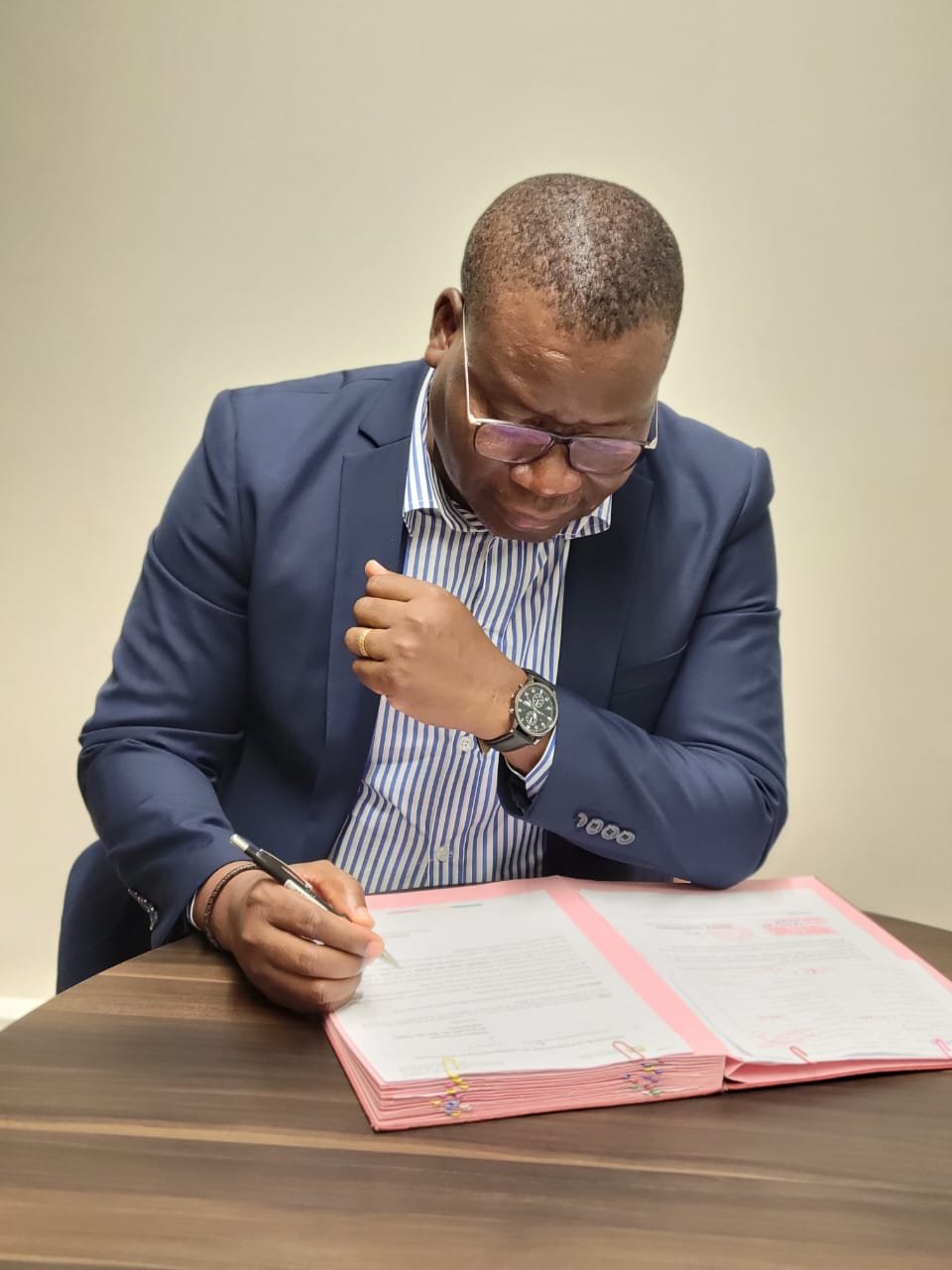LA LOI ORGANIQUE RELATIVE AUX LOIS DE FINANCES AU BENIN : ENTRE AMBITION REFORMATRICE ET IMPUISSANCE STRUCTURELLE